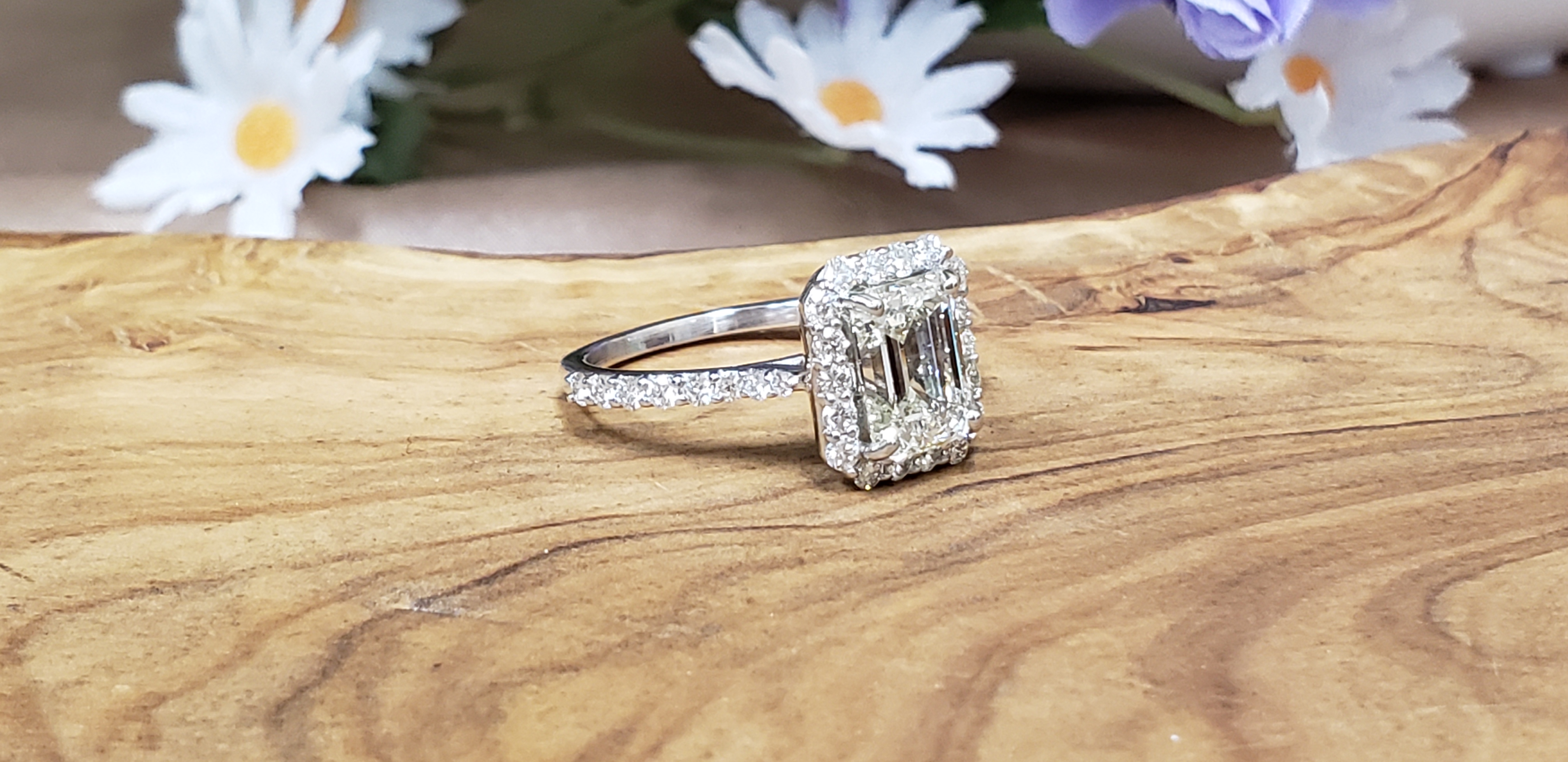 Emerald & Round Diamond Halo Ring